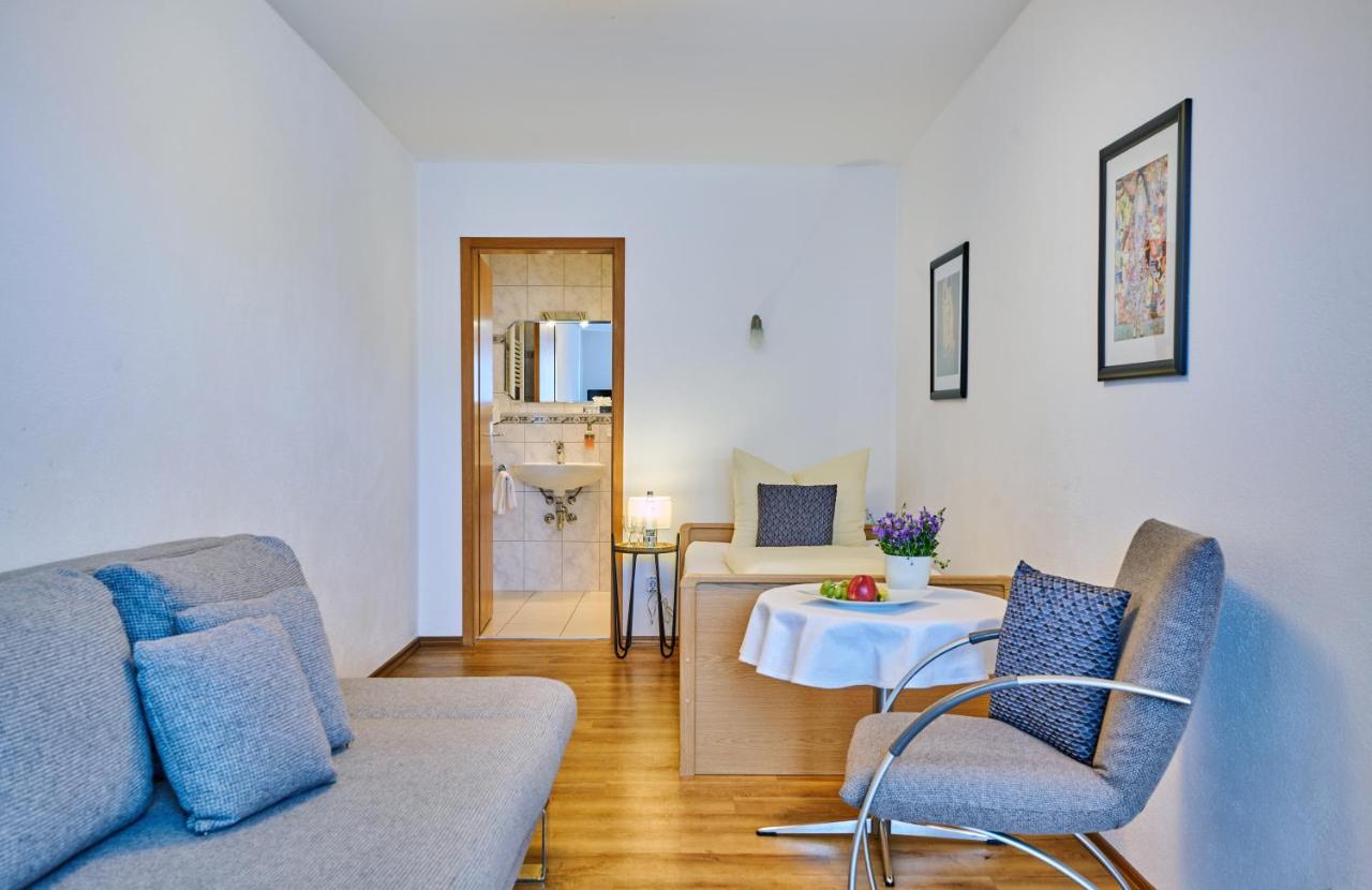 Hotel Restaurant Zum Goldenen Anker Mit Hallenbad & Wellnessbereich Windorf  Екстериор снимка